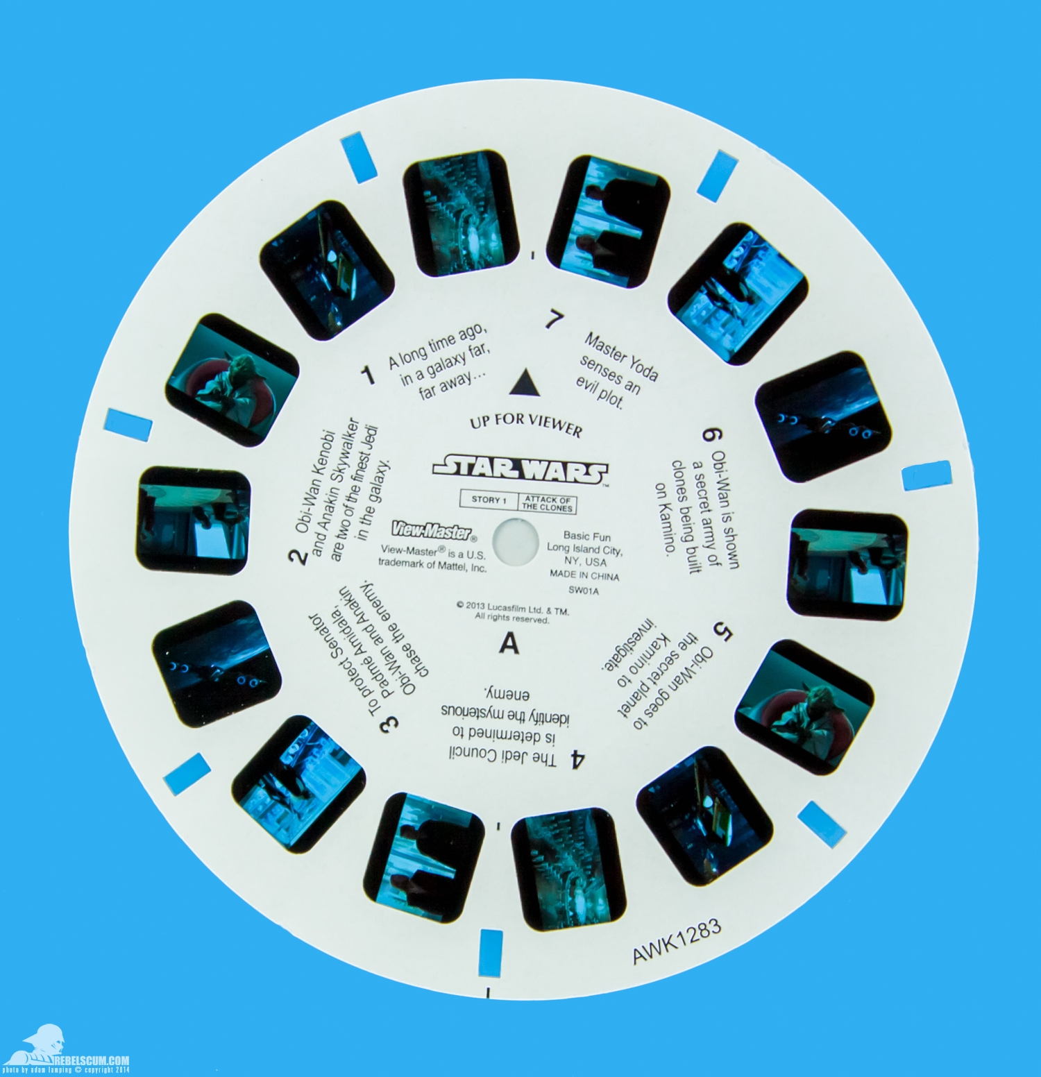 View-Master-Star-Wars-Attack-Of-The-Clones-3D-Reels-002.jpg