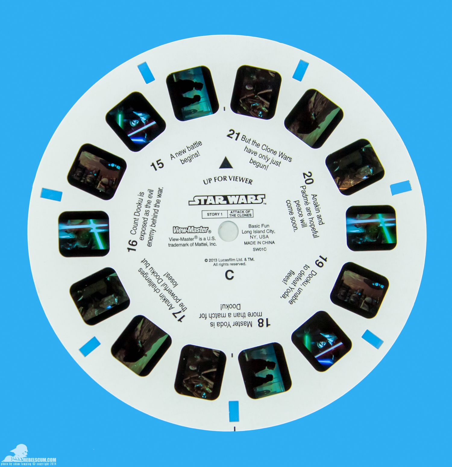 http://www.rebelscum.com/Veiw-Master/View-Master-Star-Wars-Attack-Of-The-Clones-3D-Reels/View-Master-Star-Wars-Attack-Of-The-Clones-3D-Reels-006.jpg