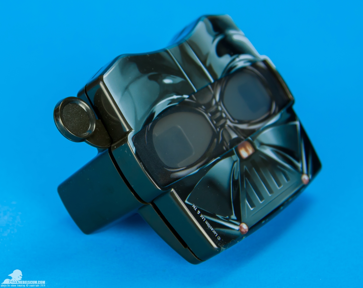 View-Master-Star-Wars-Darth-Vader-3D-Viewer-Gift-Set-002.jpg