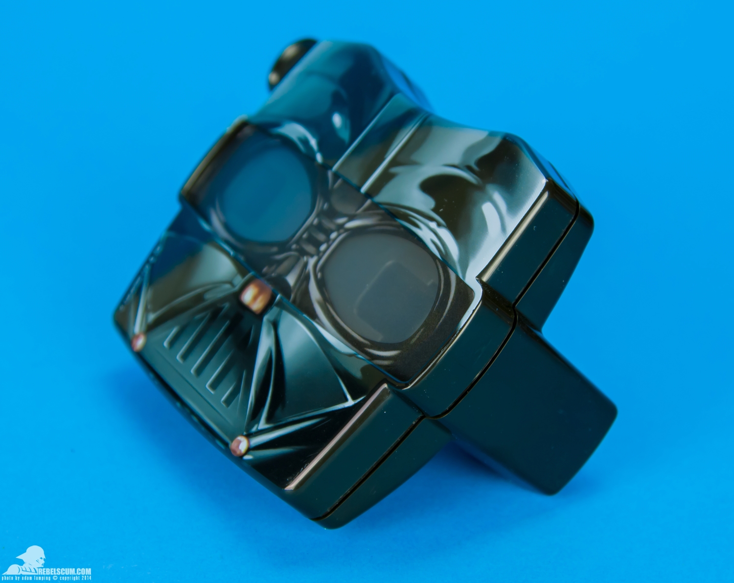 View-Master-Star-Wars-Darth-Vader-3D-Viewer-Gift-Set-003.jpg