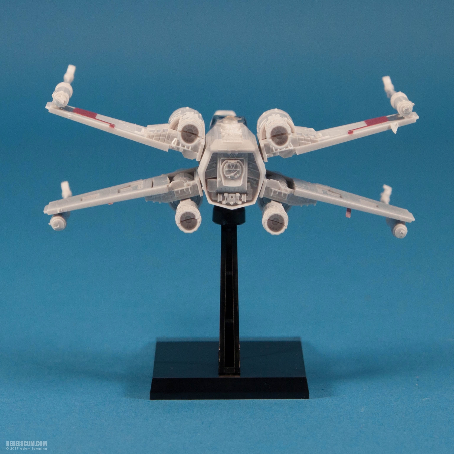 bandai-red-squadron-x-wing-starfighter-scale-model-kit-016.jpg