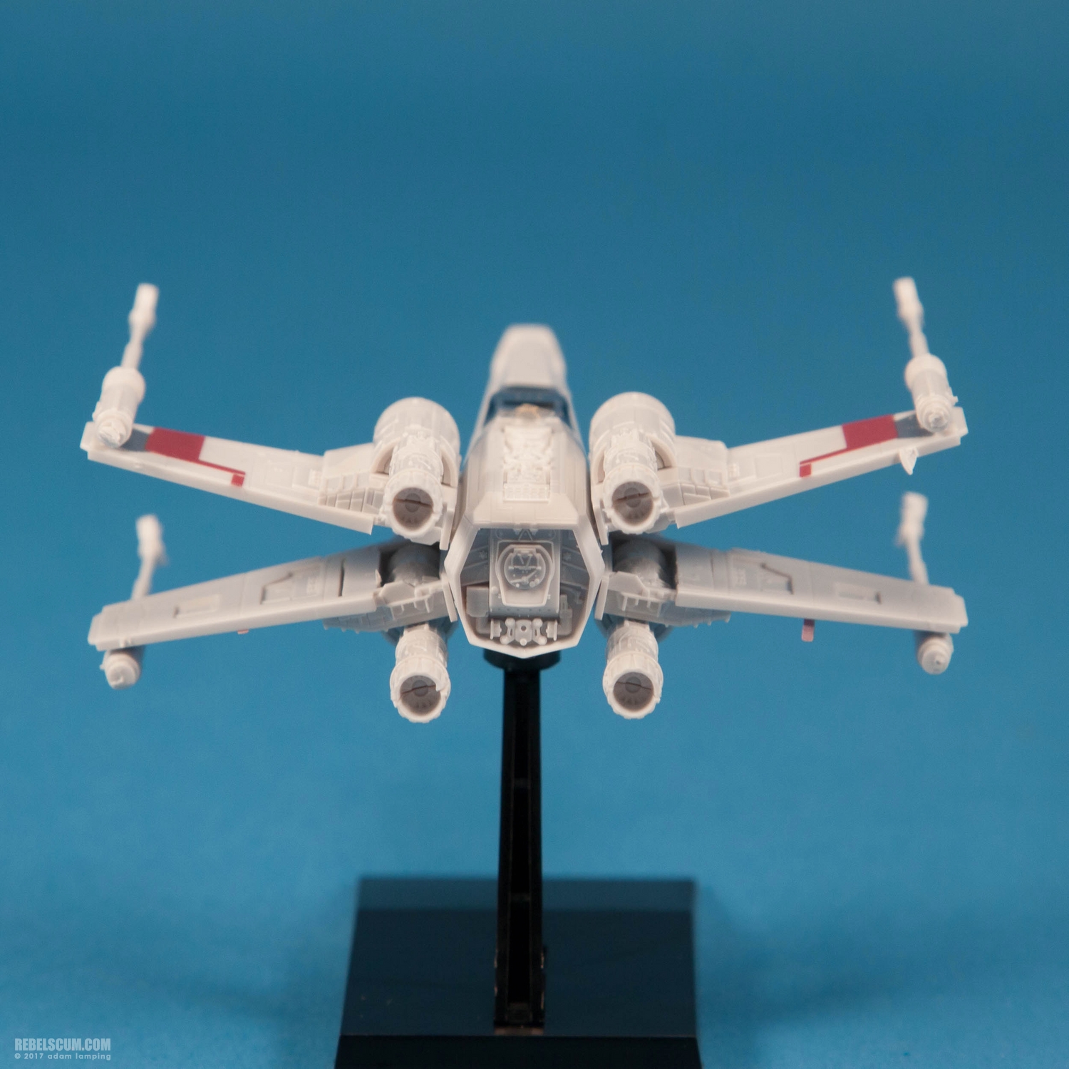 bandai-red-squadron-x-wing-starfighter-scale-model-kit-020.jpg