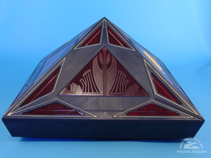 Book of Sith Holocron closed-side
