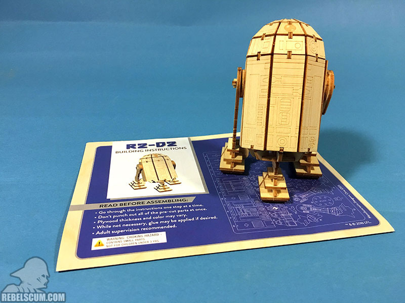 Star Wars IncrediBuilds: R2-D2 (Finished Model)