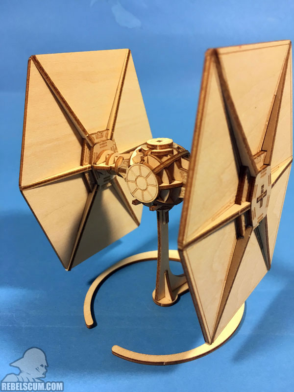 Star Wars IncrediBuilds: TIE Fighter (Back-Side)