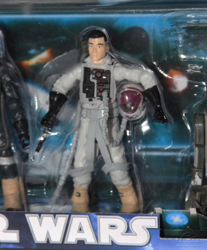 y wing pilot figure