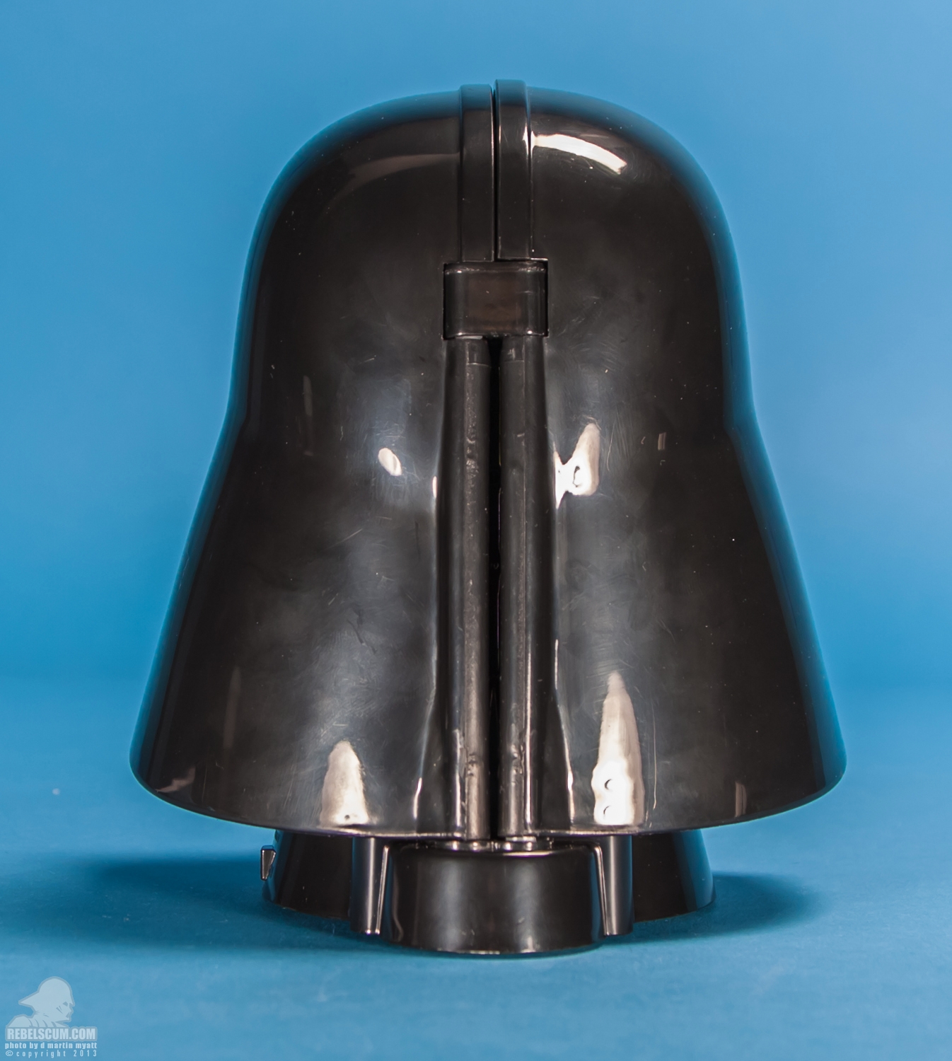 Headsplitter_Display_Case_Darth_Vader_DaGeDar_Star_Wars-08.jpg