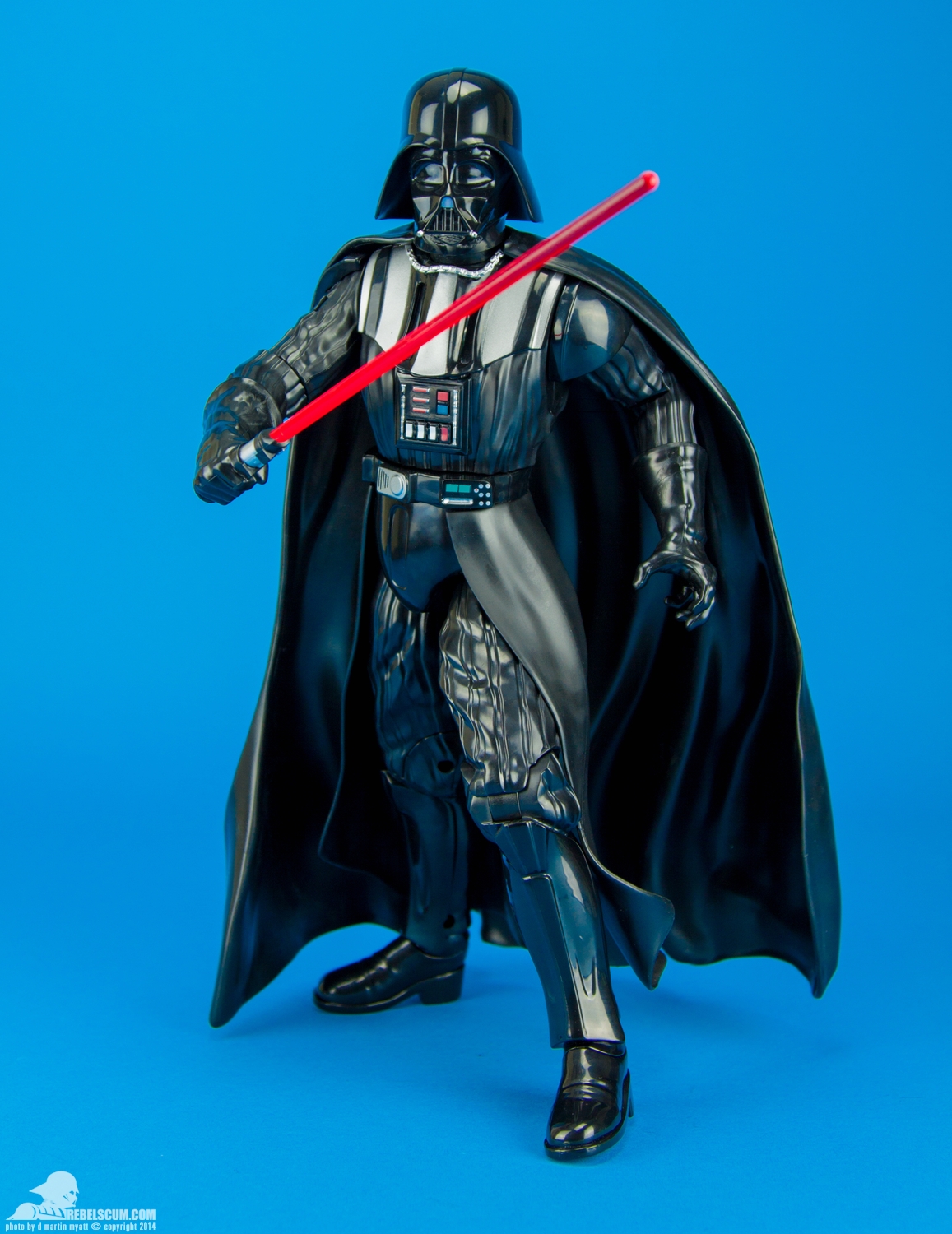 Darth-Vader-Talking-Disney-Store-Exclusive-Star-Wars-009.jpg