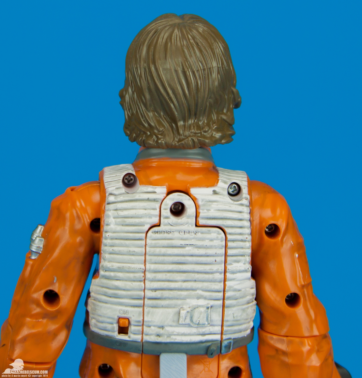 Disney-Store-Exclusive-Talking-Luke-Skywalker-008.jpg