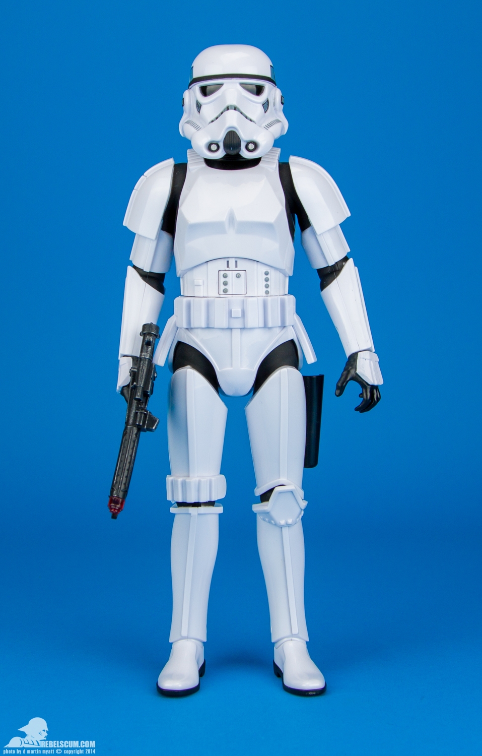 Disney-Store-Exclusive-Talking-Stormtrooper-001.jpg