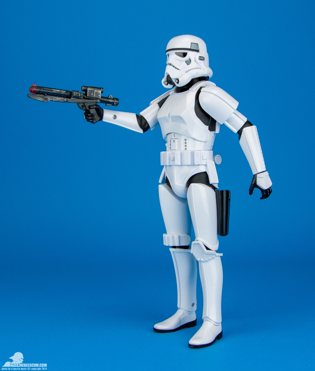 Disney-Store-Exclusive-Talking-Stormtrooper-003.jpg
