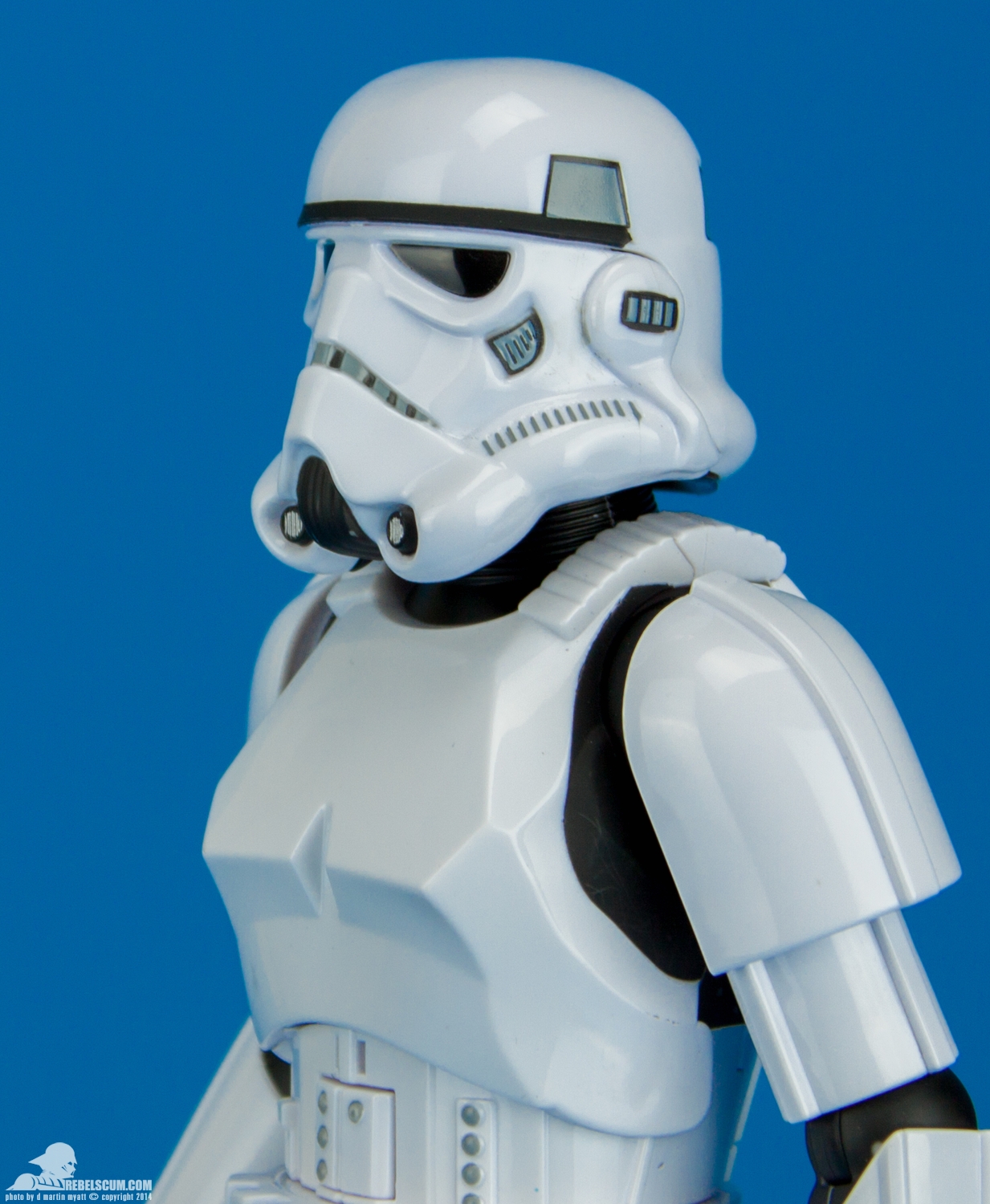 Disney-Store-Exclusive-Talking-Stormtrooper-007.jpg