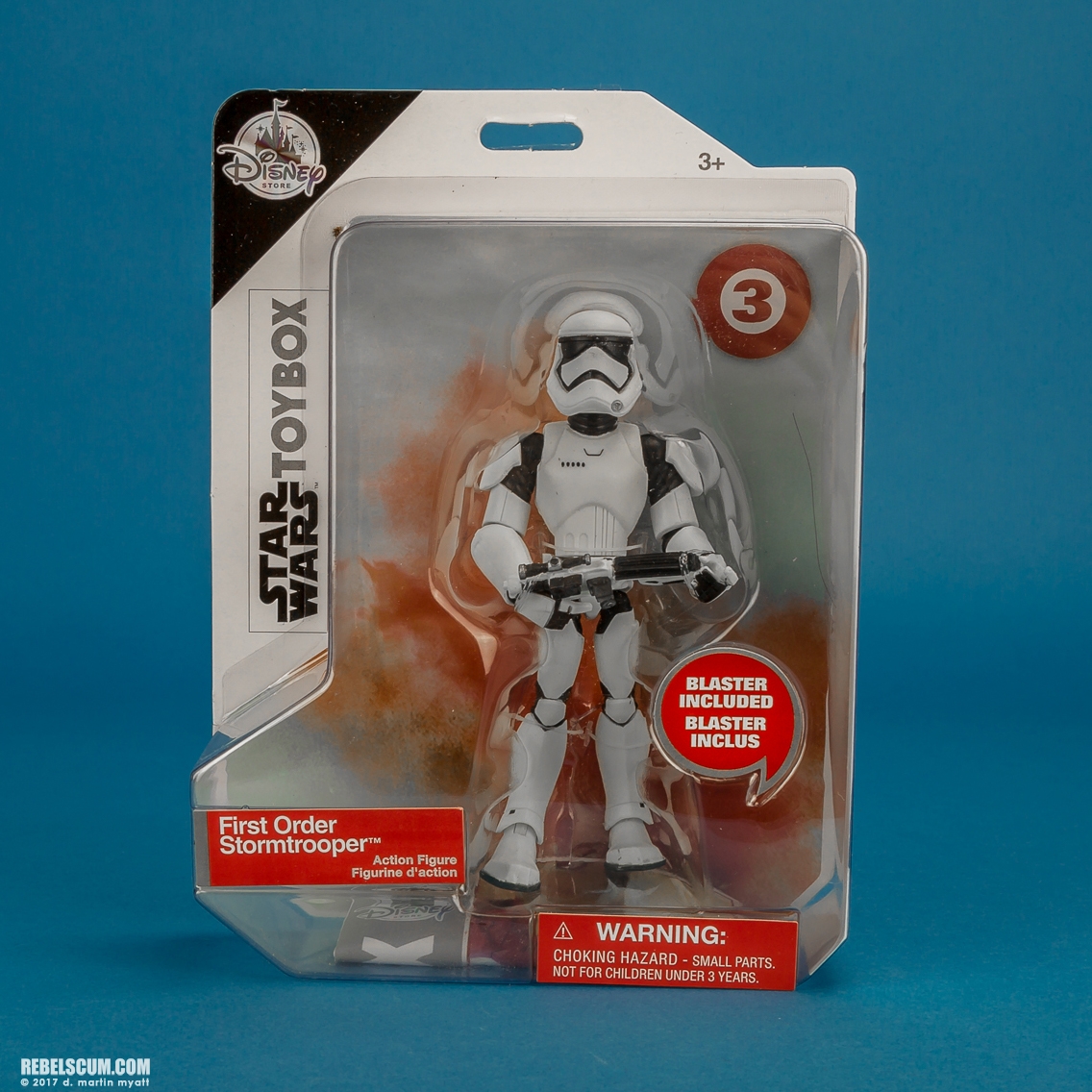 First-Order-Stormtrooper-Disney-Store-Toybox-03-008.jpg