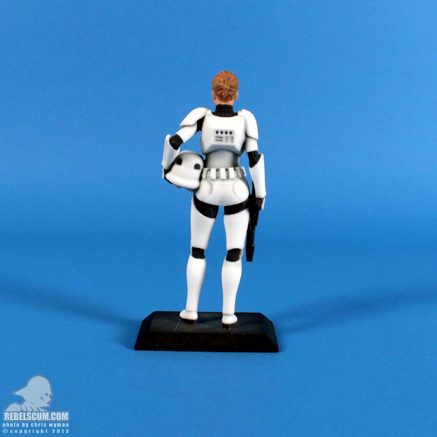 D-Tech-Me-Stormtrooper-Disney-Parks-026.jpg