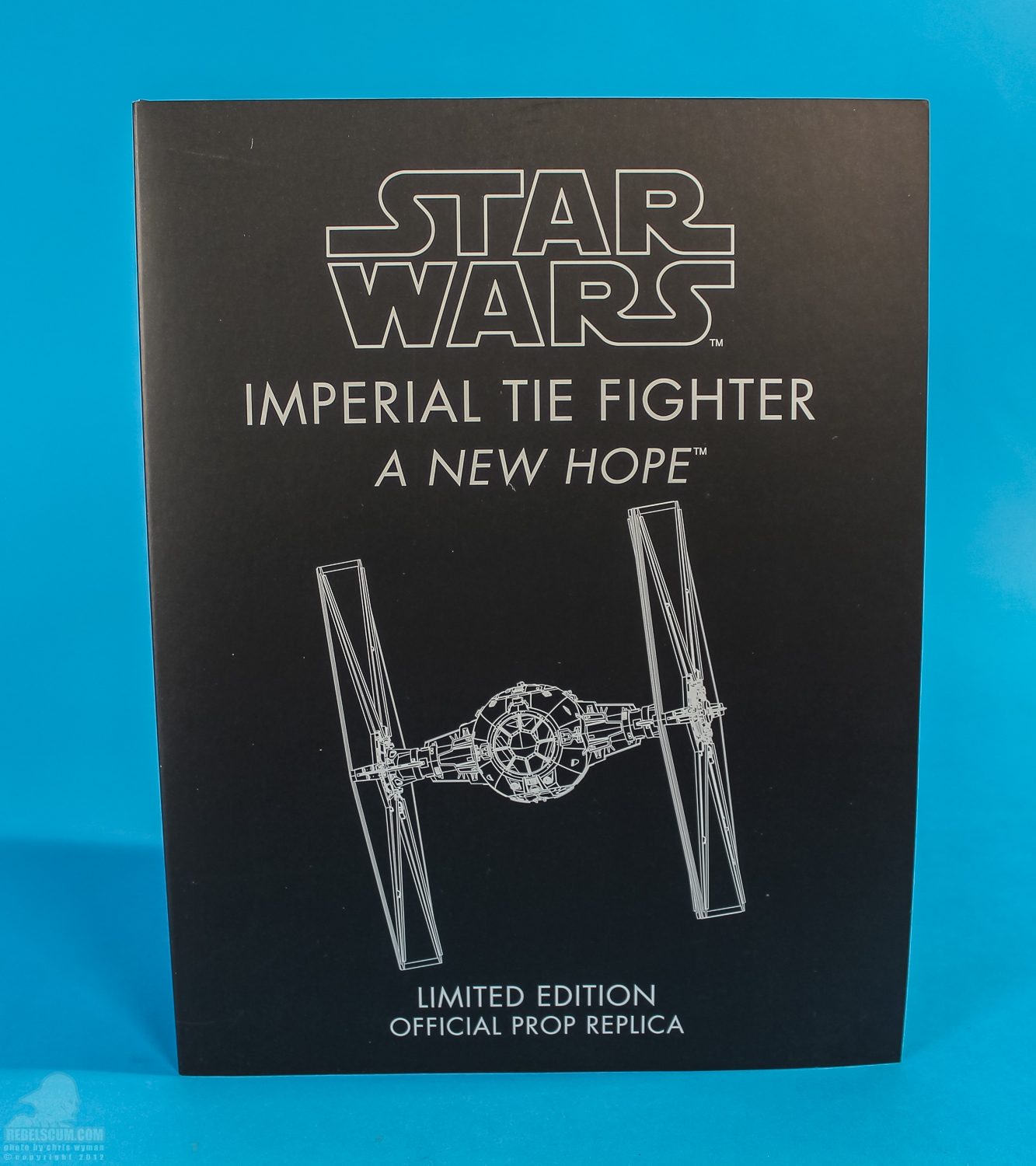 TIE_Fighter_Studio_Scale_model_eFX-35.jpg