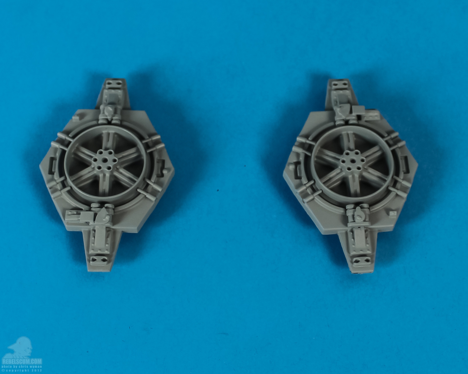 TIE_Fighter_Studio_Scale_model_eFX-83.jpg