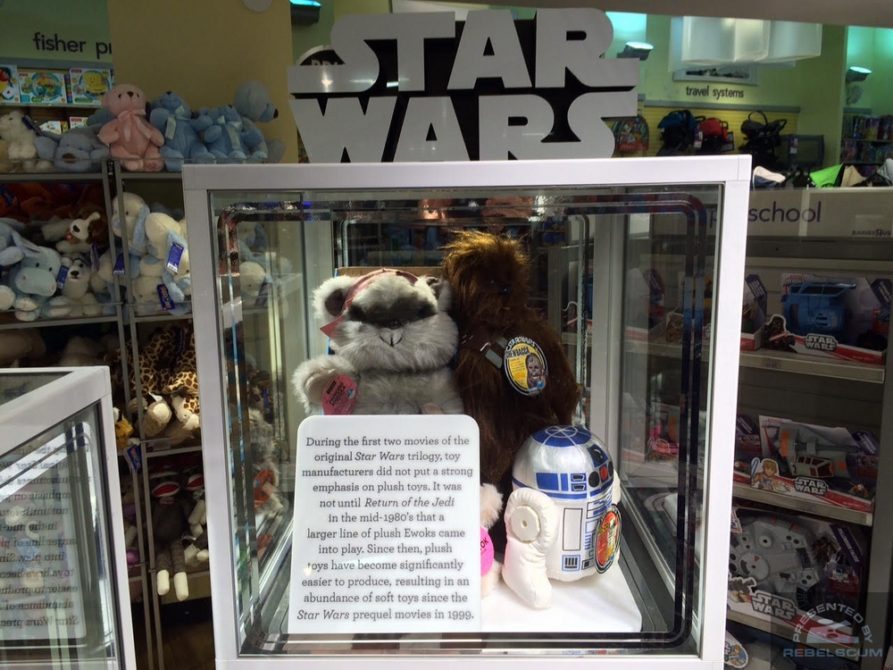 toys-r-us-force-friday-117.jpg