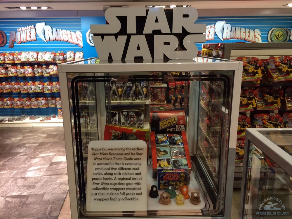 toys-r-us-force-friday-121.jpg