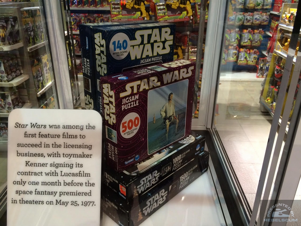 toys-r-us-force-friday-127.jpg