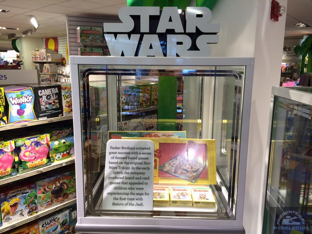 toys-r-us-force-friday-137.jpg