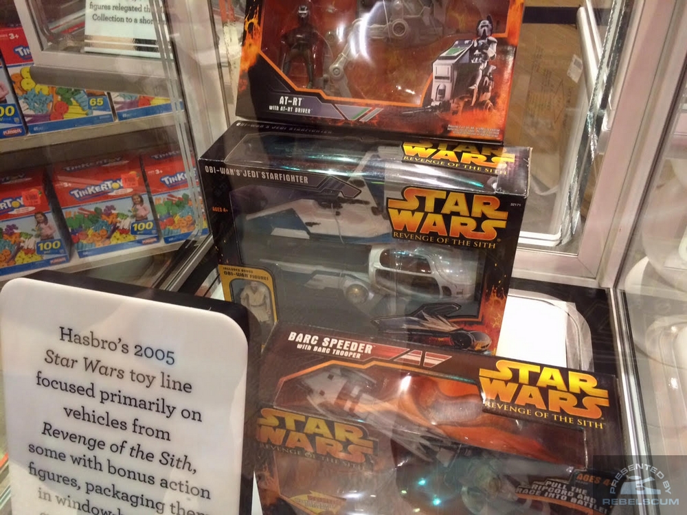 toys-r-us-force-friday-142.jpg