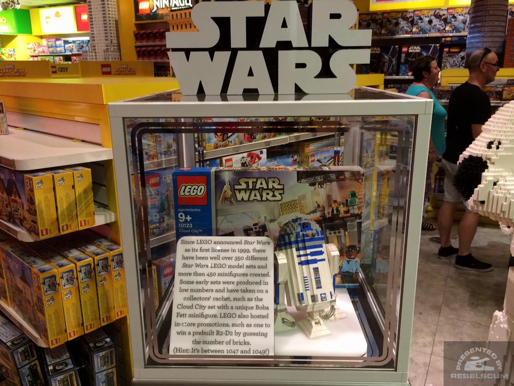 toys-r-us-force-friday-145.jpg