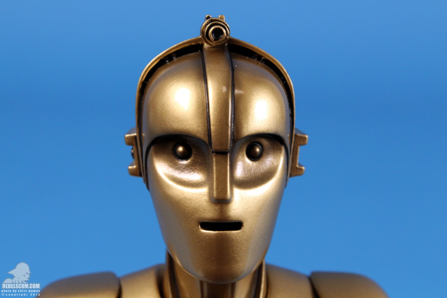 C-3PO_McQuarrie_Concept_Mini_Bust_SDCC_2013_13.jpg