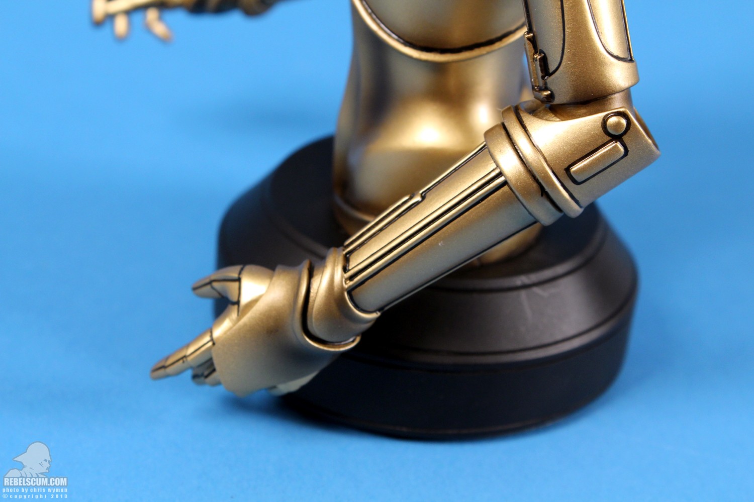 C-3PO_McQuarrie_Concept_Mini_Bust_SDCC_2013_29.jpg