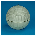 Death-Star-2017-Hallmark-Keepsake-Ornament-003.jpg