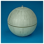 Death-Star-2017-Hallmark-Keepsake-Ornament-004.jpg