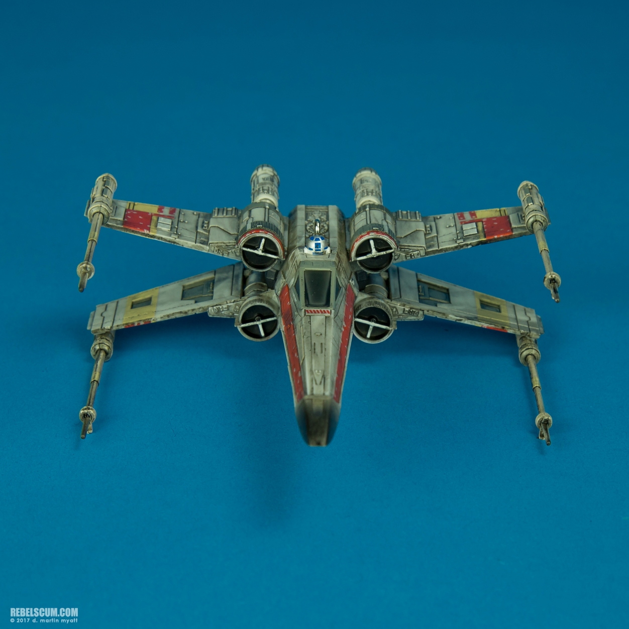 X-Wing-Starfighter-2017-Hallmark-Keepsake-Ornament-005.jpg