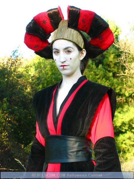 Katie Thomas as Amidala