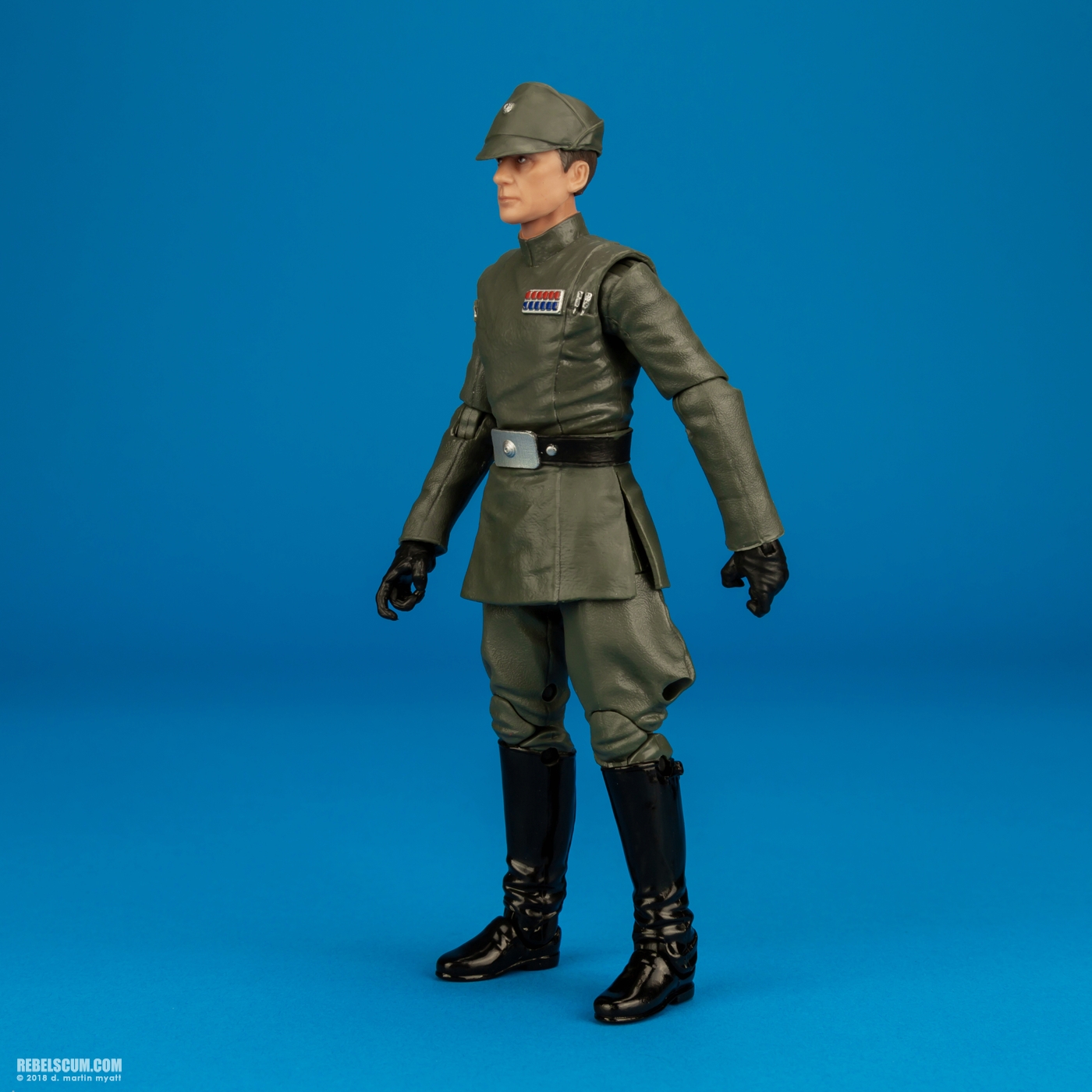 Admiral-Piett-E2813-The-Black-Series-Star-Wars-Hasbro-003.jpg