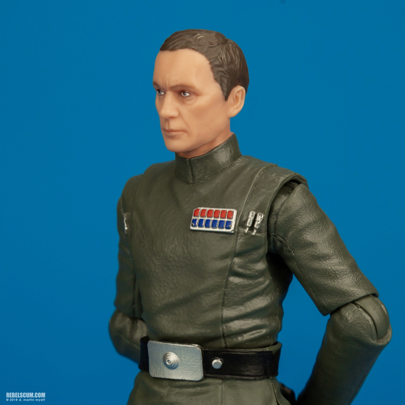 Admiral-Piett-E2813-The-Black-Series-Star-Wars-Hasbro-007.jpg