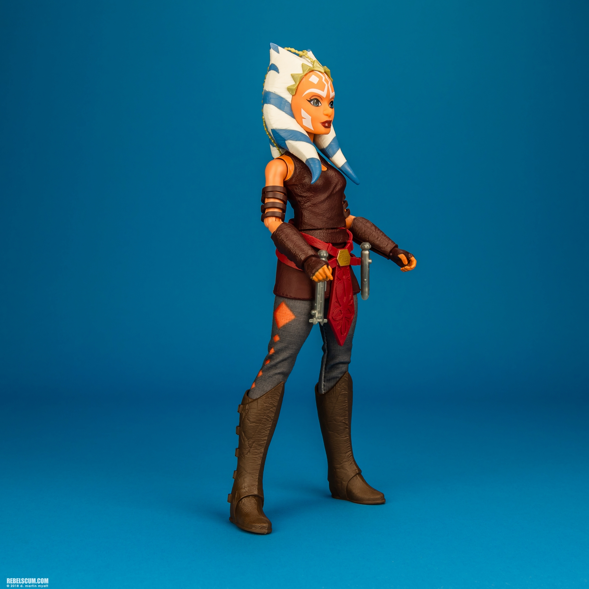 Ahsoka-Tano-Forces-Of-Destiny-Hasbro-The-Clone-Wars-002.jpg