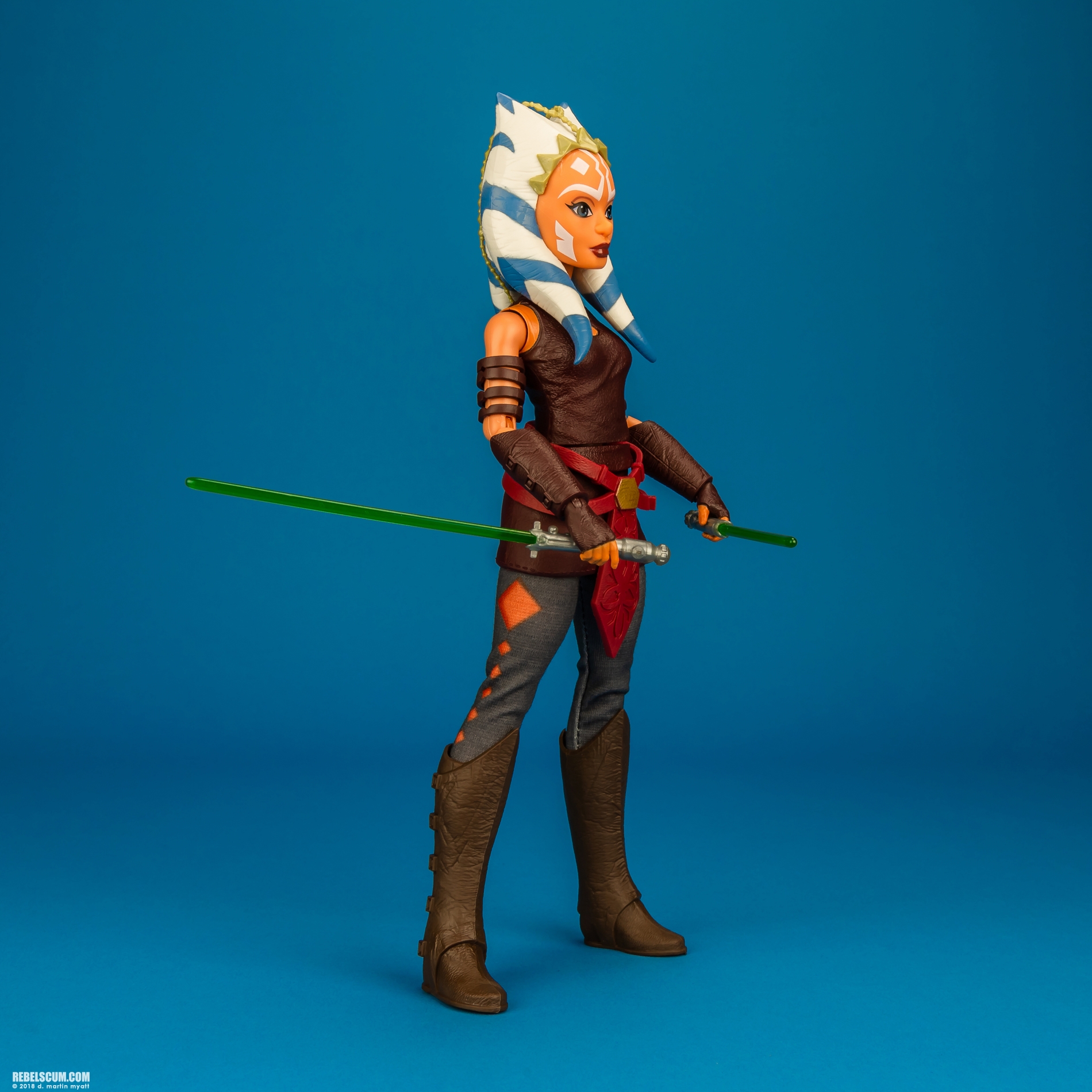 Ahsoka-Tano-Forces-Of-Destiny-Hasbro-The-Clone-Wars-006.jpg