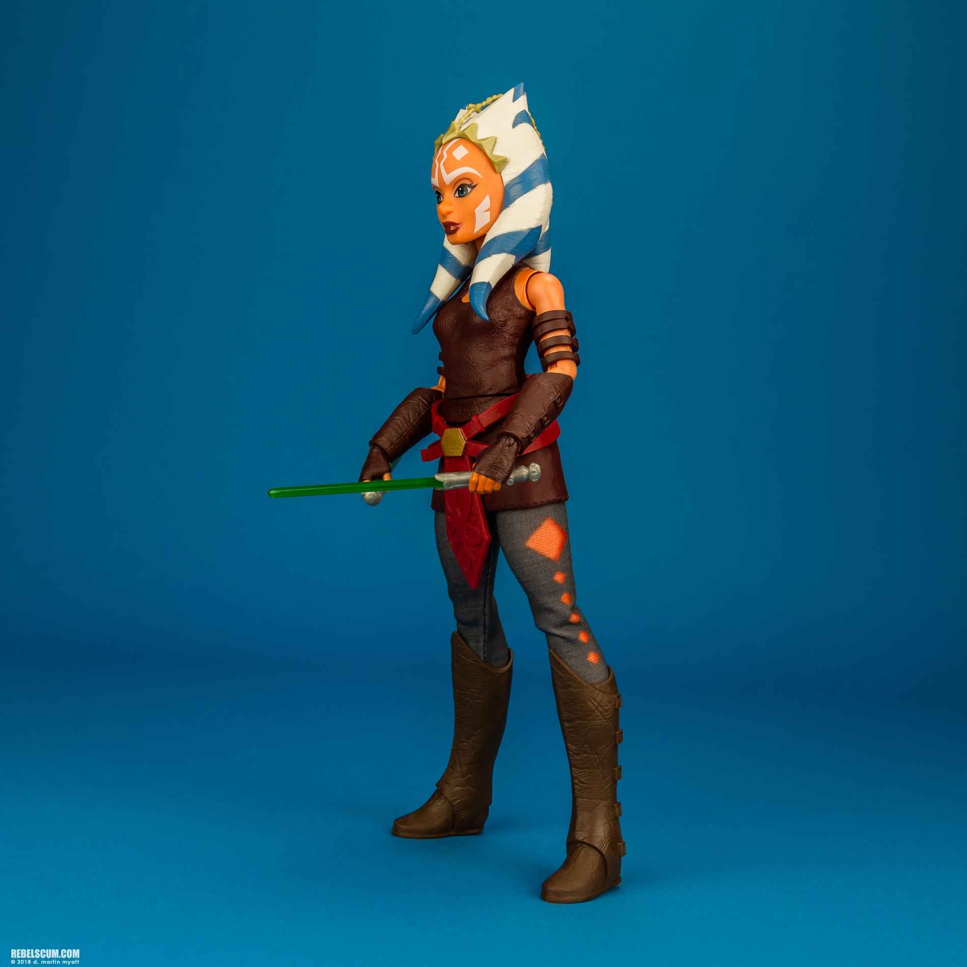 Ahsoka-Tano-Forces-Of-Destiny-Hasbro-The-Clone-Wars-007.jpg