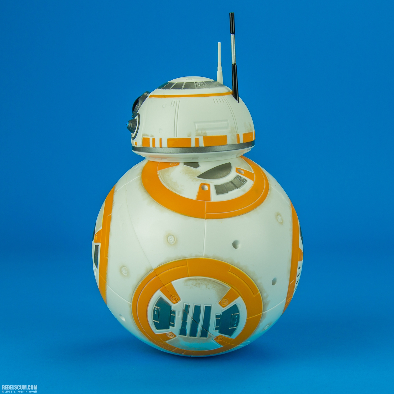 BB-8-RC-The-Force-Awakens-Target-Hasbro-003.jpg