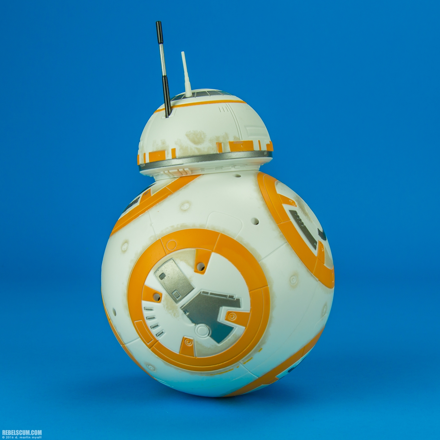 BB-8-RC-The-Force-Awakens-Target-Hasbro-004.jpg