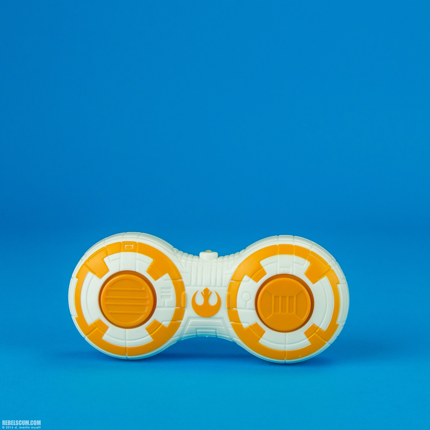 BB-8-RC-The-Force-Awakens-Target-Hasbro-005.jpg