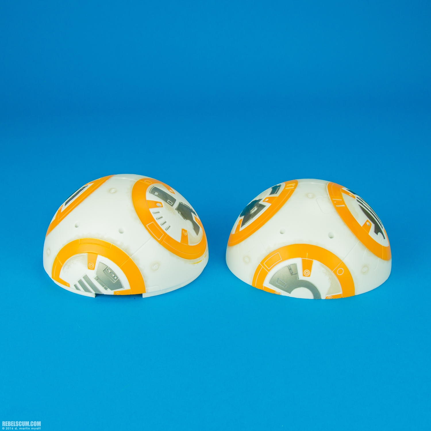 BB-8-RC-The-Force-Awakens-Target-Hasbro-007.jpg