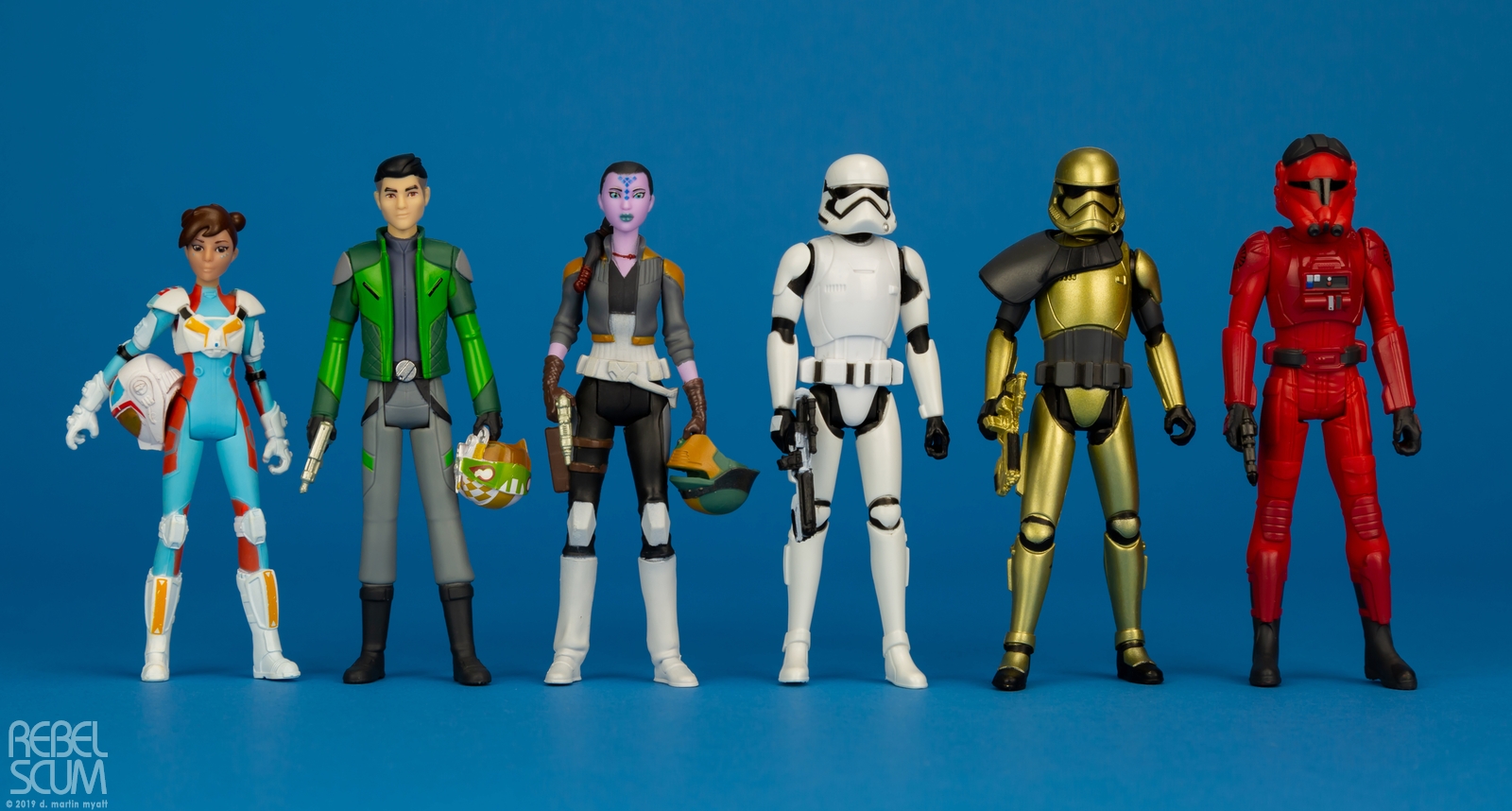 Commander-Pyre-Star-Wars-Universe-Resistance-Hasbro-011.jpg