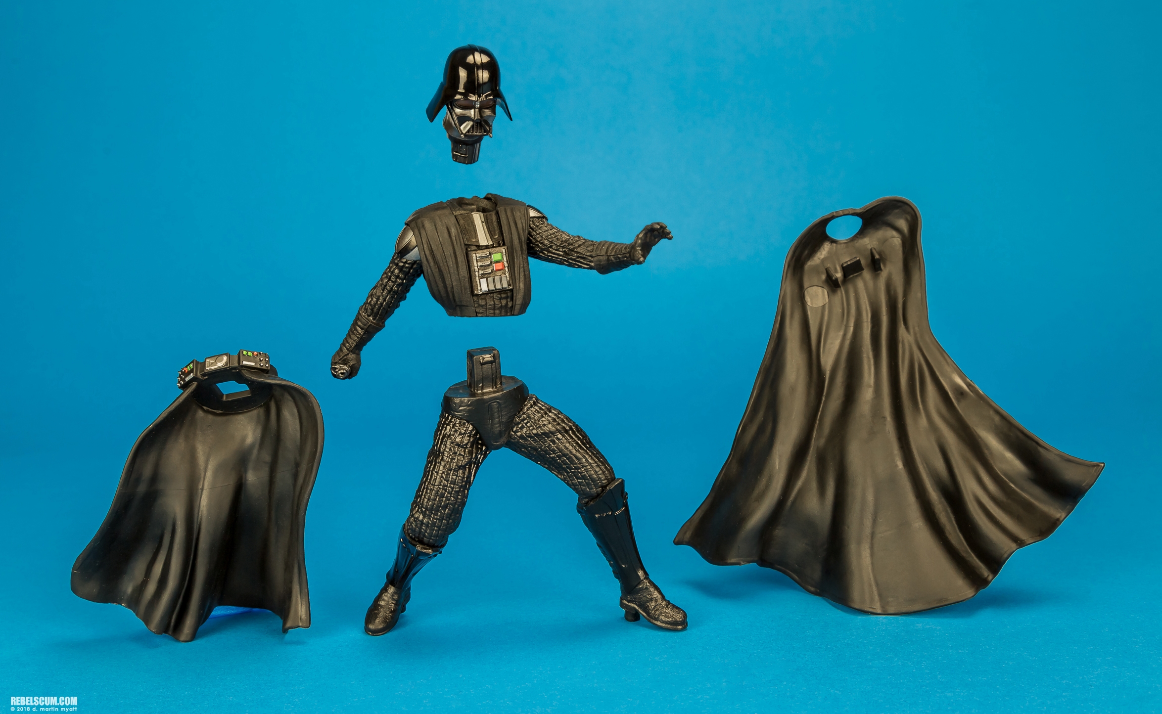 Darth-Vader-01-Centerpiece-The-Black-Series-007.jpg