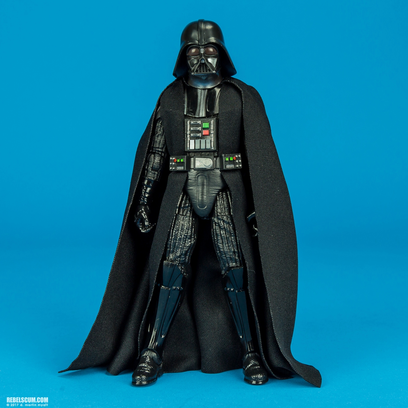 Darth-Vader-43-The-Black-Series-6-inch-Hasbro-001.jpg