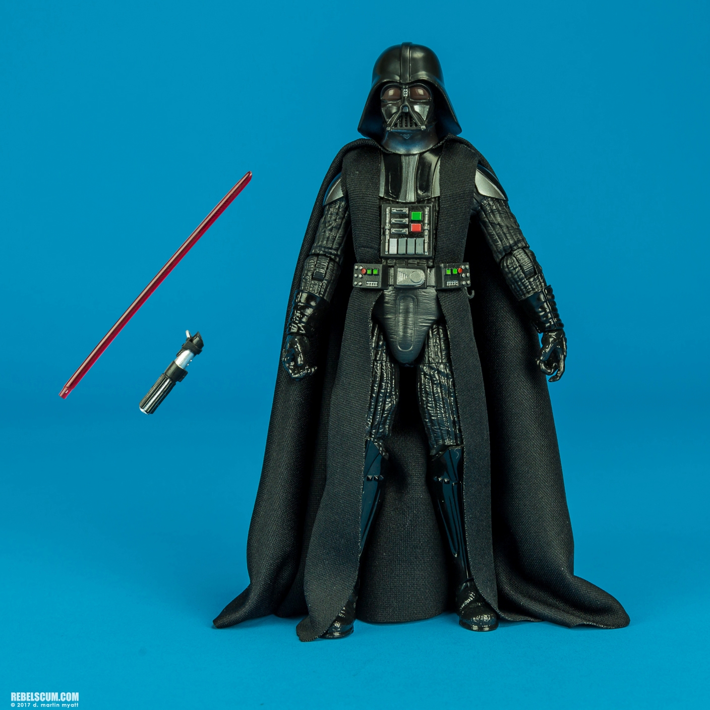 Darth-Vader-43-The-Black-Series-6-inch-Hasbro-005.jpg