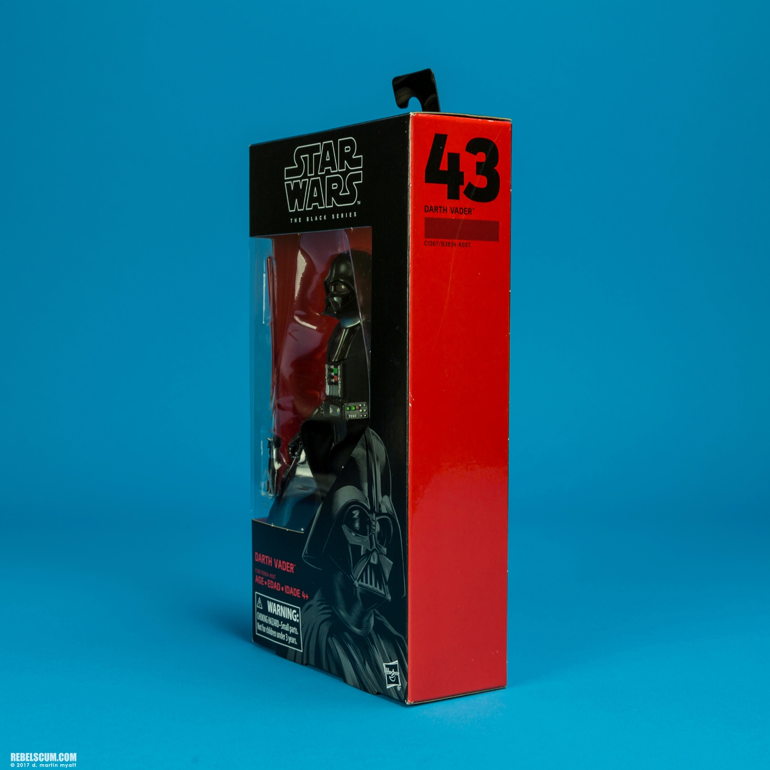 Darth-Vader-43-The-Black-Series-6-inch-Hasbro-014.jpg