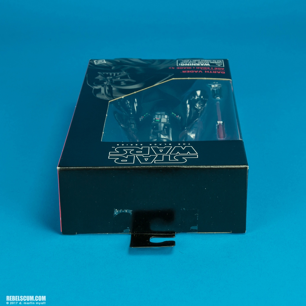 Darth-Vader-43-The-Black-Series-6-inch-Hasbro-016.jpg