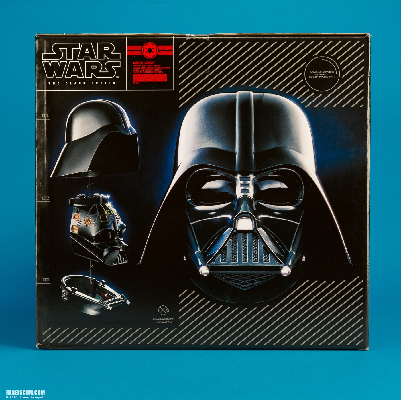 Darth-Vader-Premium-Electronic-Helmet-The-Black-Series-021.jpg