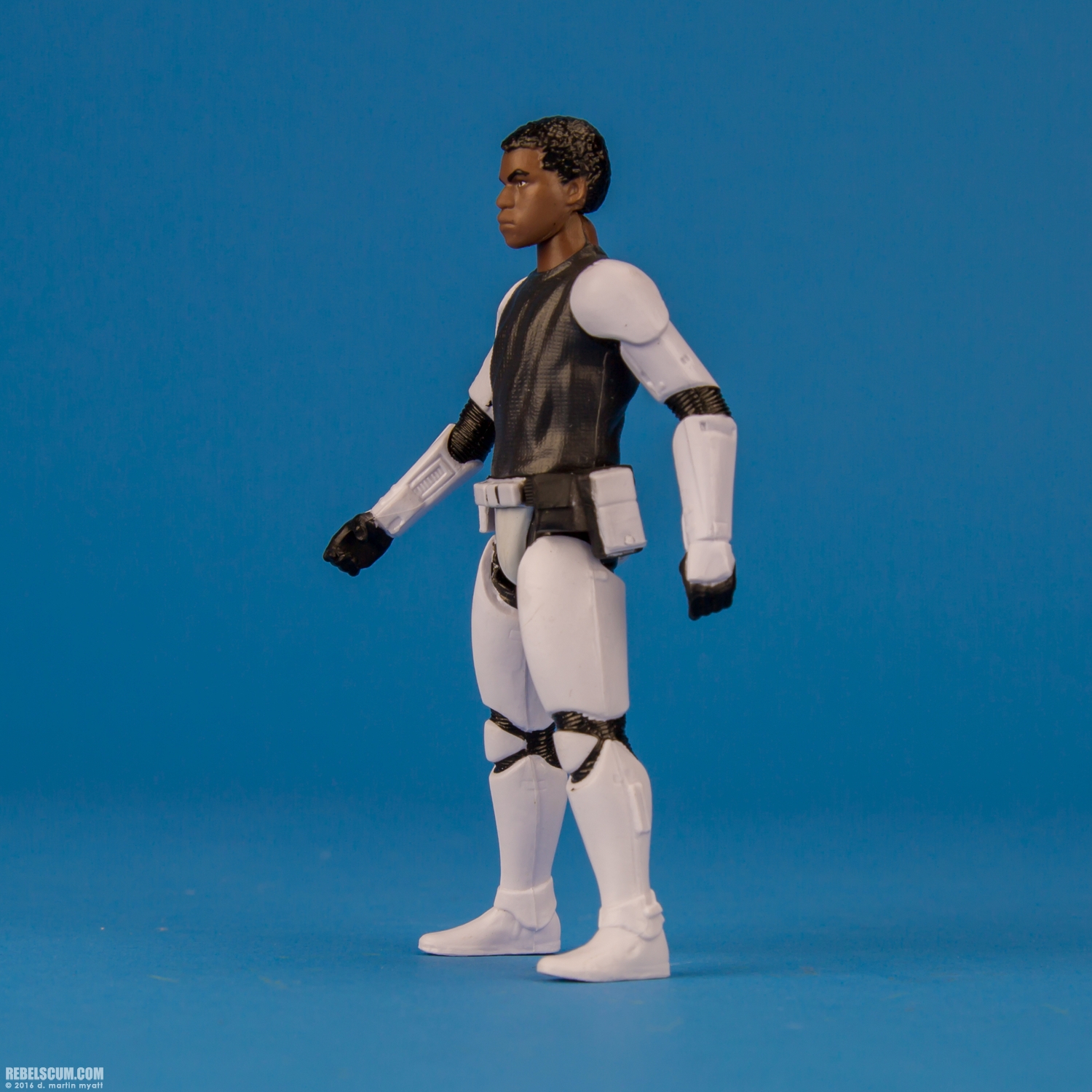 Finn-FN-2187-Armor-Up-Hasbro-The-Force-Awakens-003.jpg