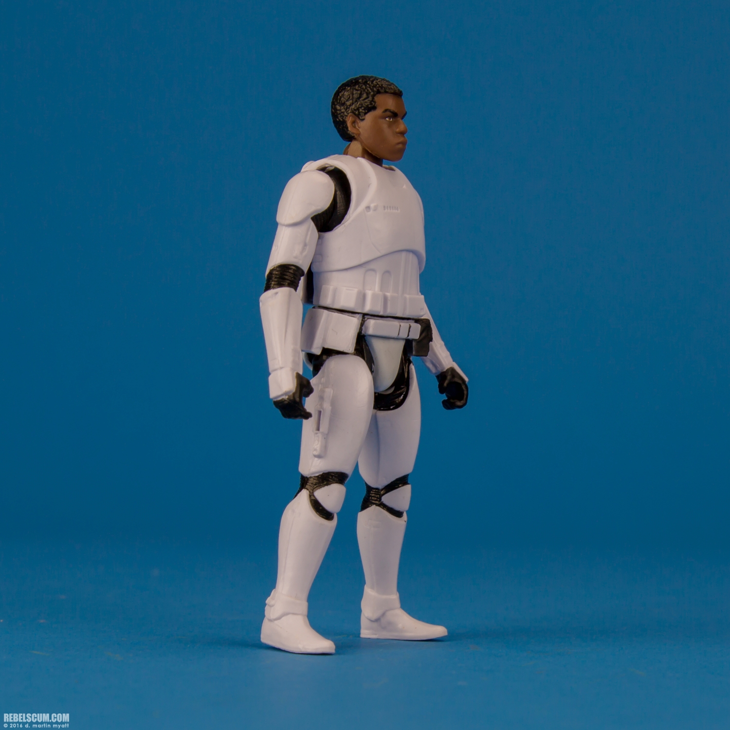 Finn-FN-2187-Armor-Up-Hasbro-The-Force-Awakens-006.jpg